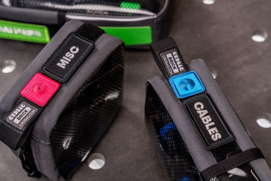 Ideia 5: organizador de fio com velcro ou clipe