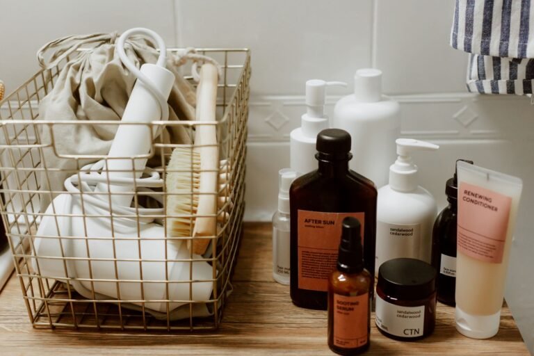 Suporte para secador de cabelo: 5 ideias para organizar o banheiro