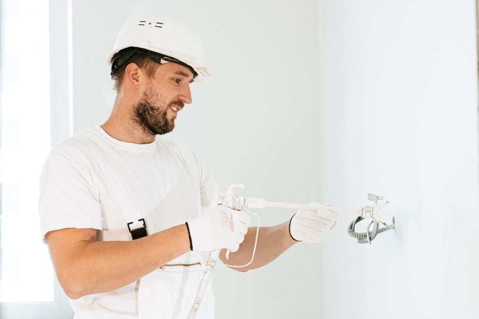 Erro #6: Contratar mão de obra sem qualificação para o serviço elétrico